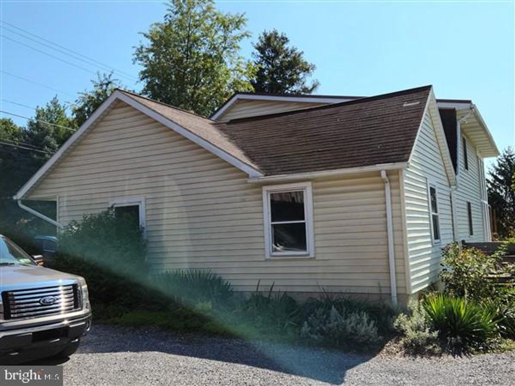 Photo of 1508 E Newport Road, Lititz, PA 17543 (MLS # PALA2042436)