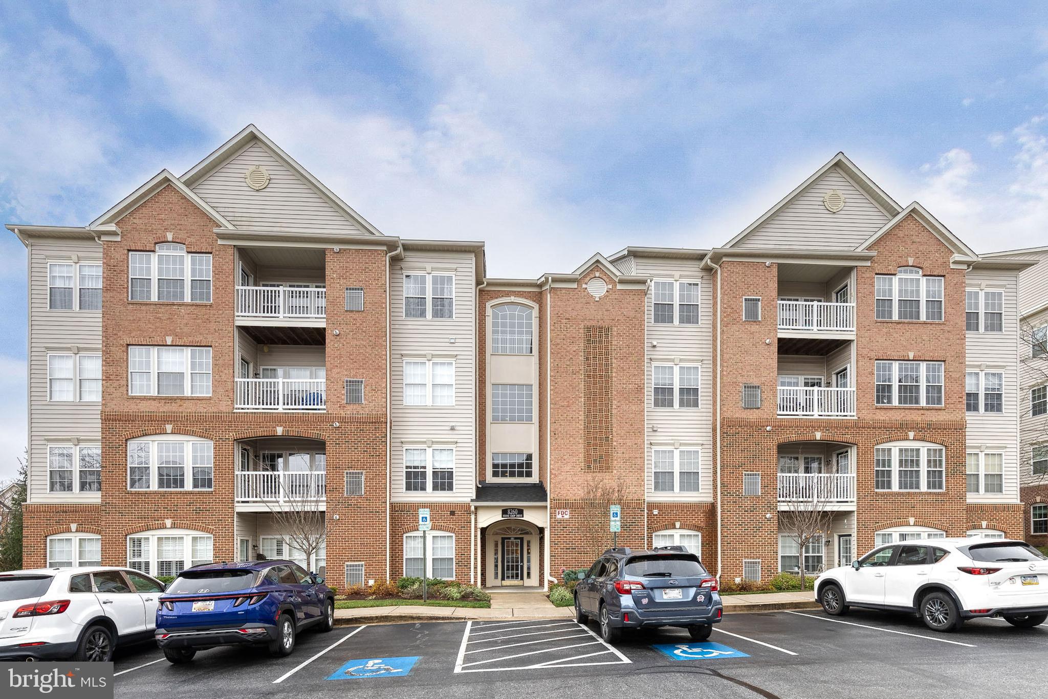 HEARTHSTONE AT VILLAGE CREST CONDOMINIUMS - Residential