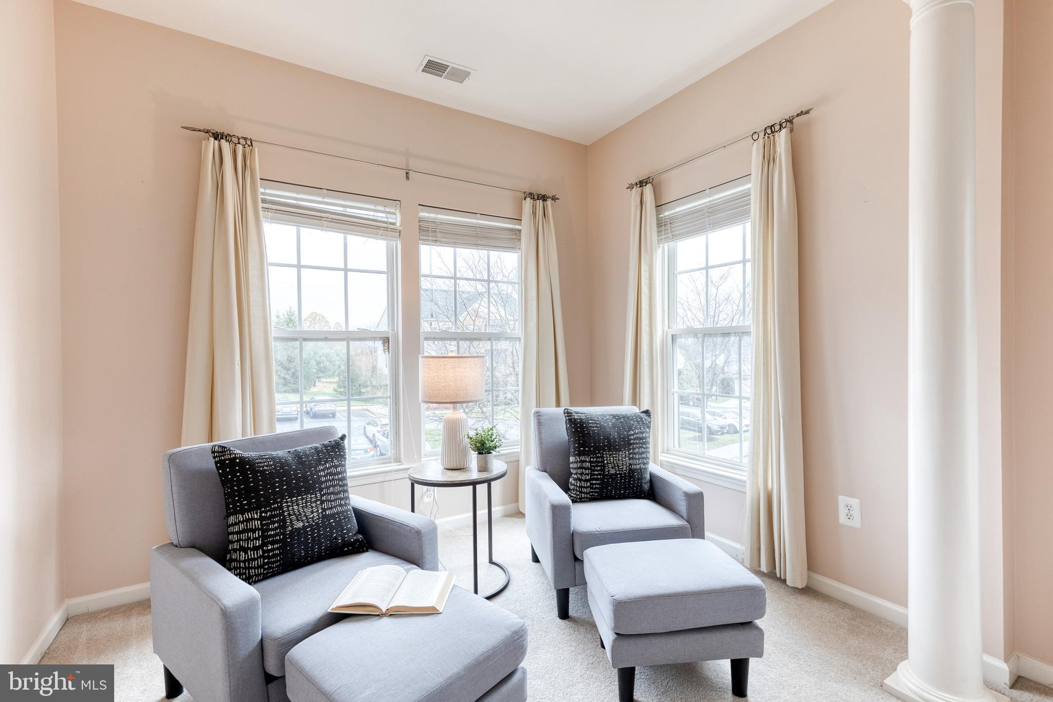 HEARTHSTONE AT VILLAGE CREST CONDOMINIUMS - Residential