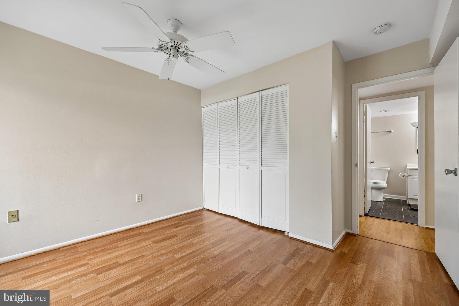 HYDE PARK - Residential