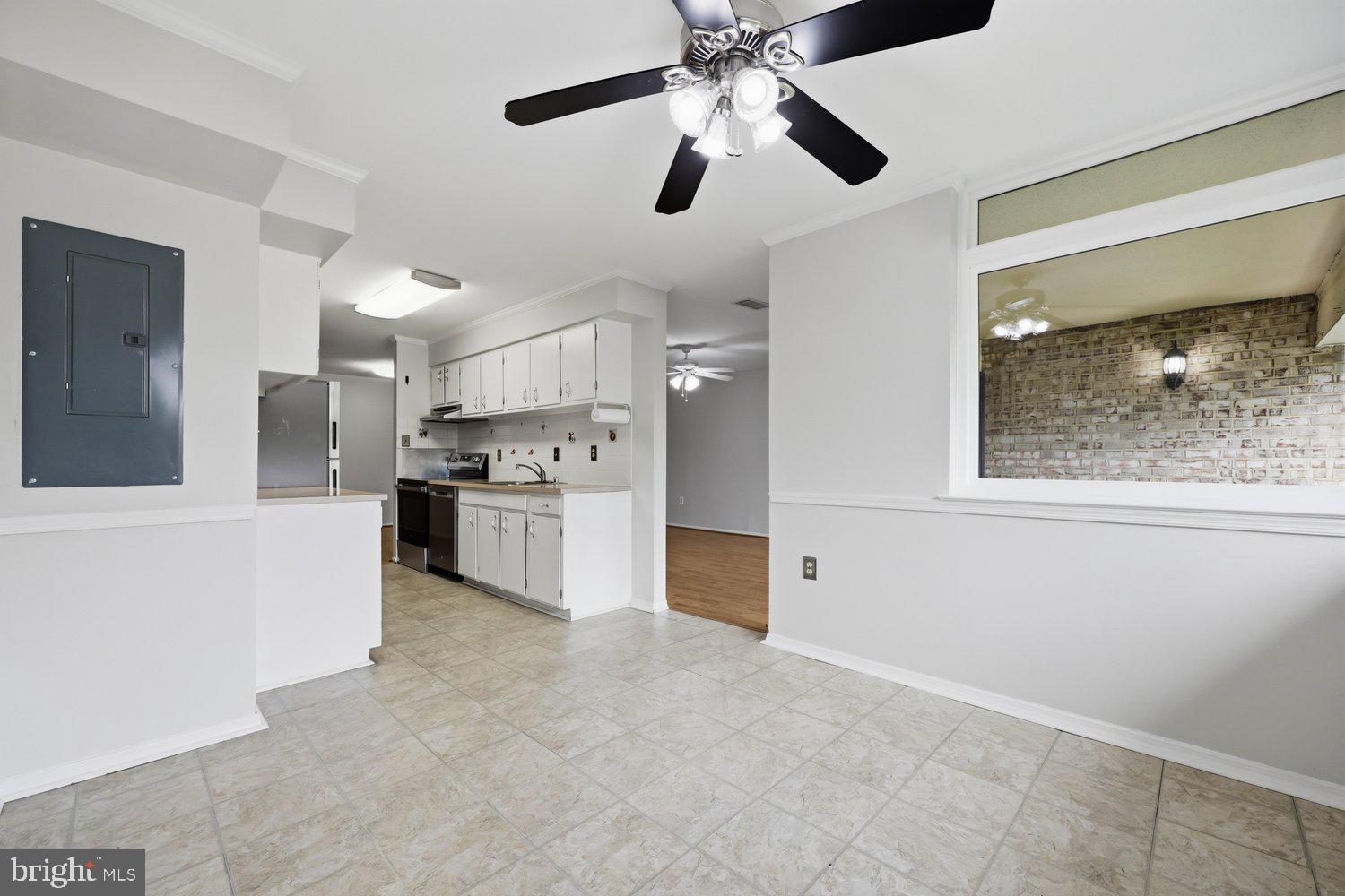 HYDE PARK - Residential