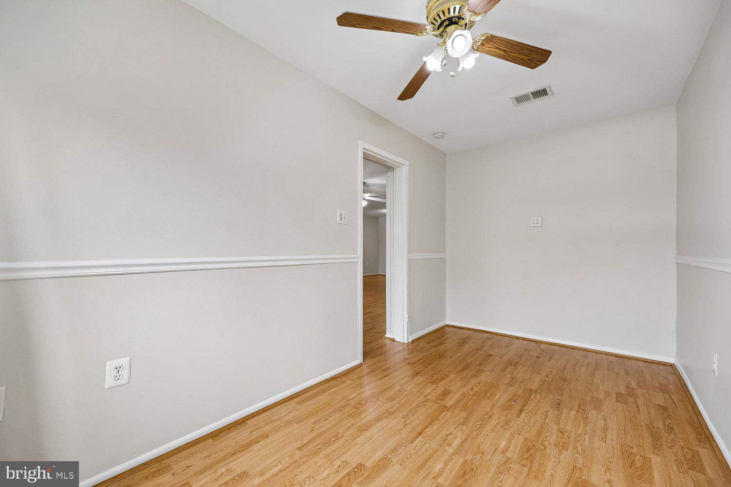 HYDE PARK - Residential