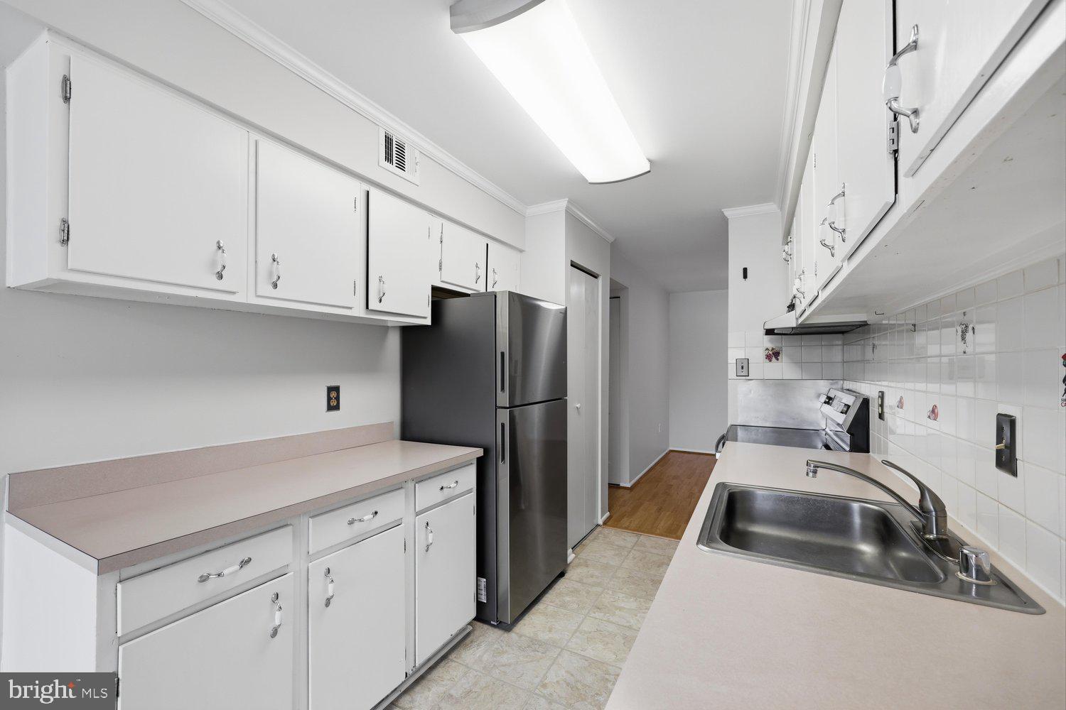 HYDE PARK - Residential