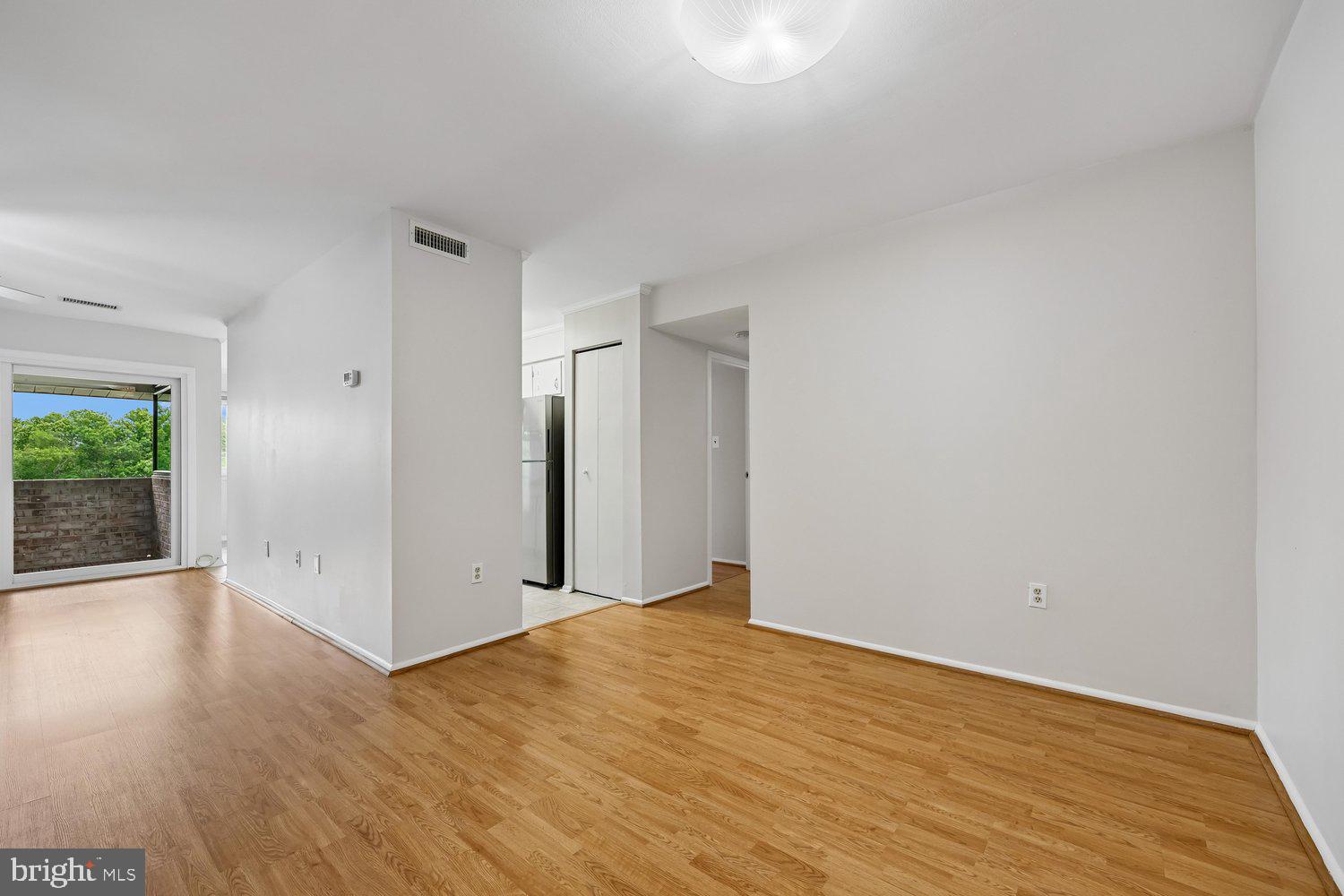 HYDE PARK - Residential