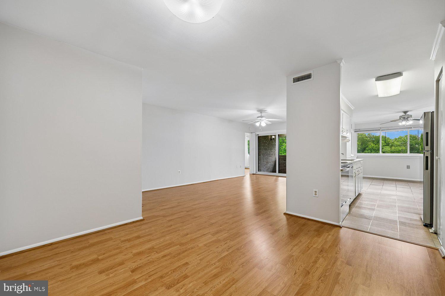 HYDE PARK - Residential