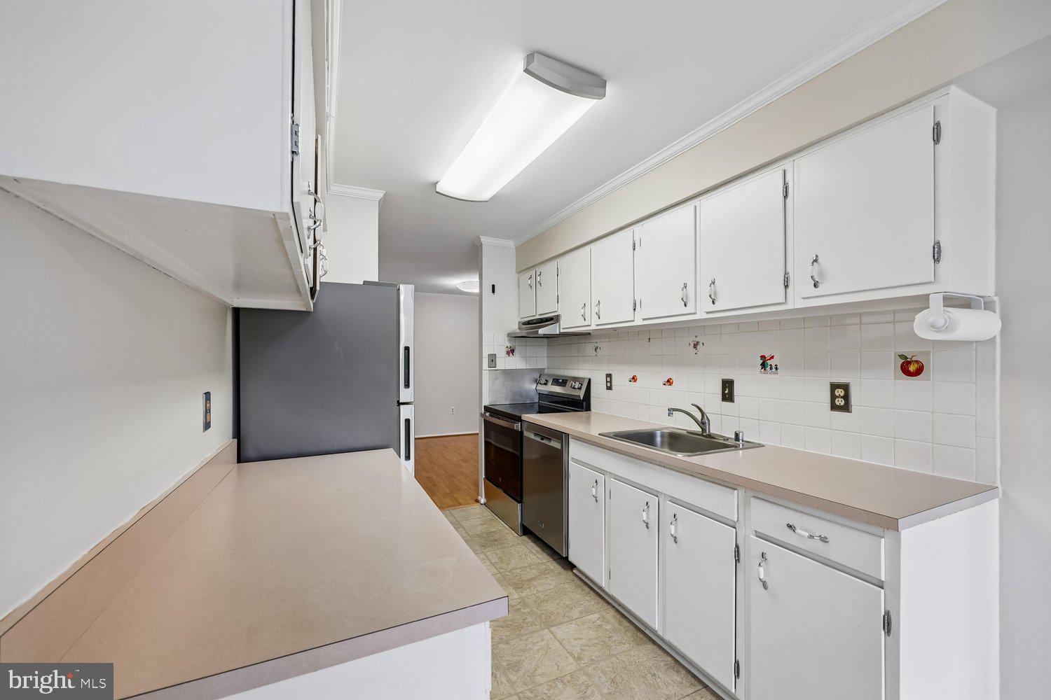HYDE PARK - Residential