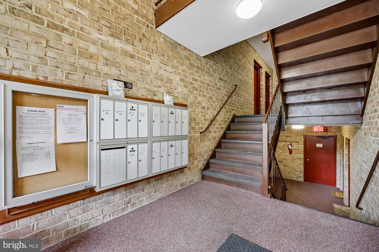 HYDE PARK - Residential