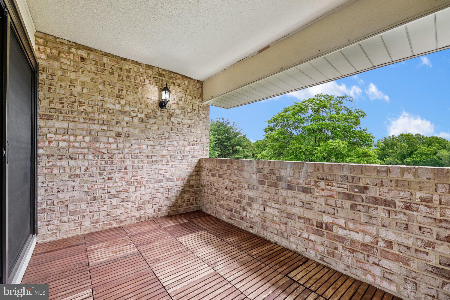 HYDE PARK - Residential