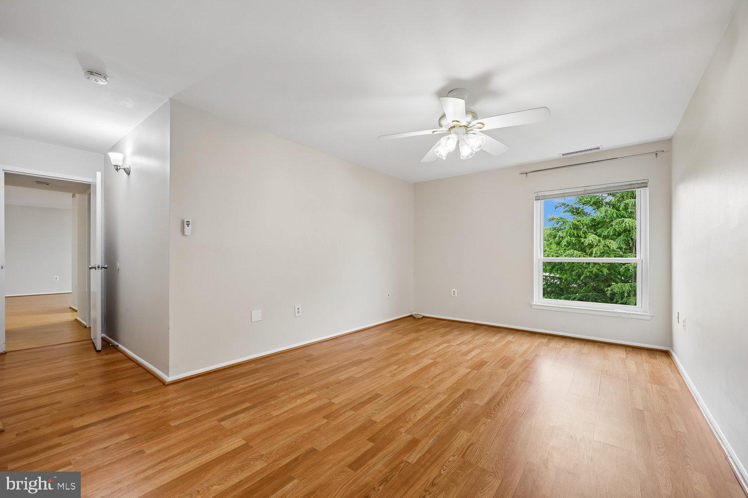HYDE PARK - Residential