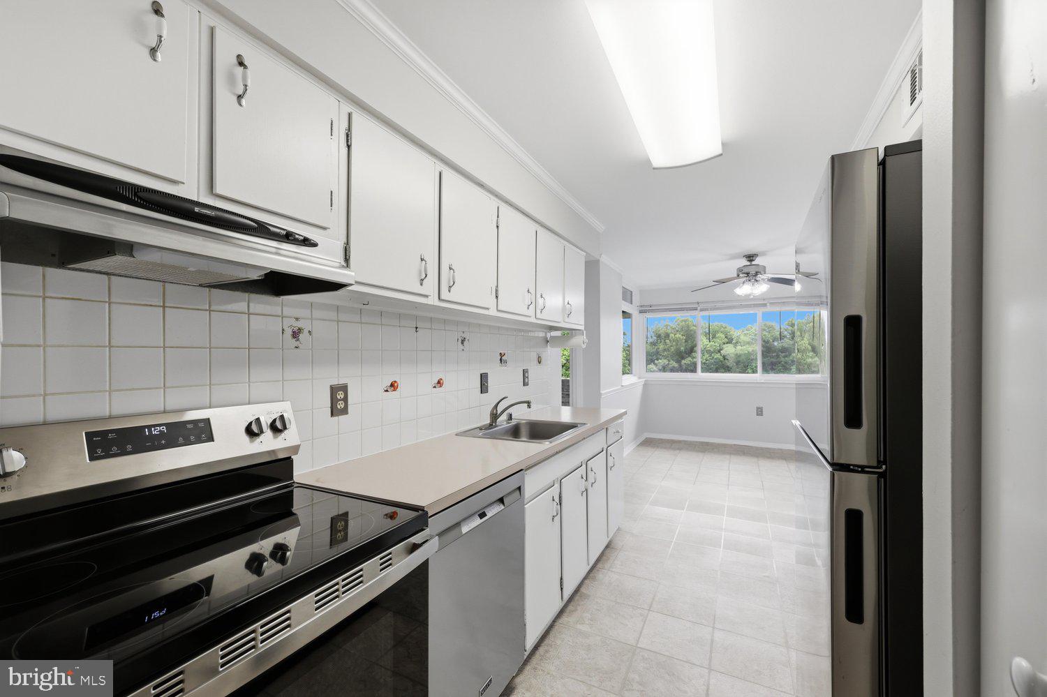 HYDE PARK - Residential