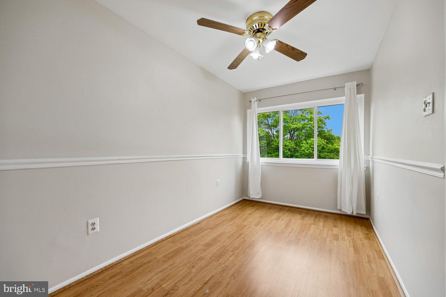 HYDE PARK - Residential