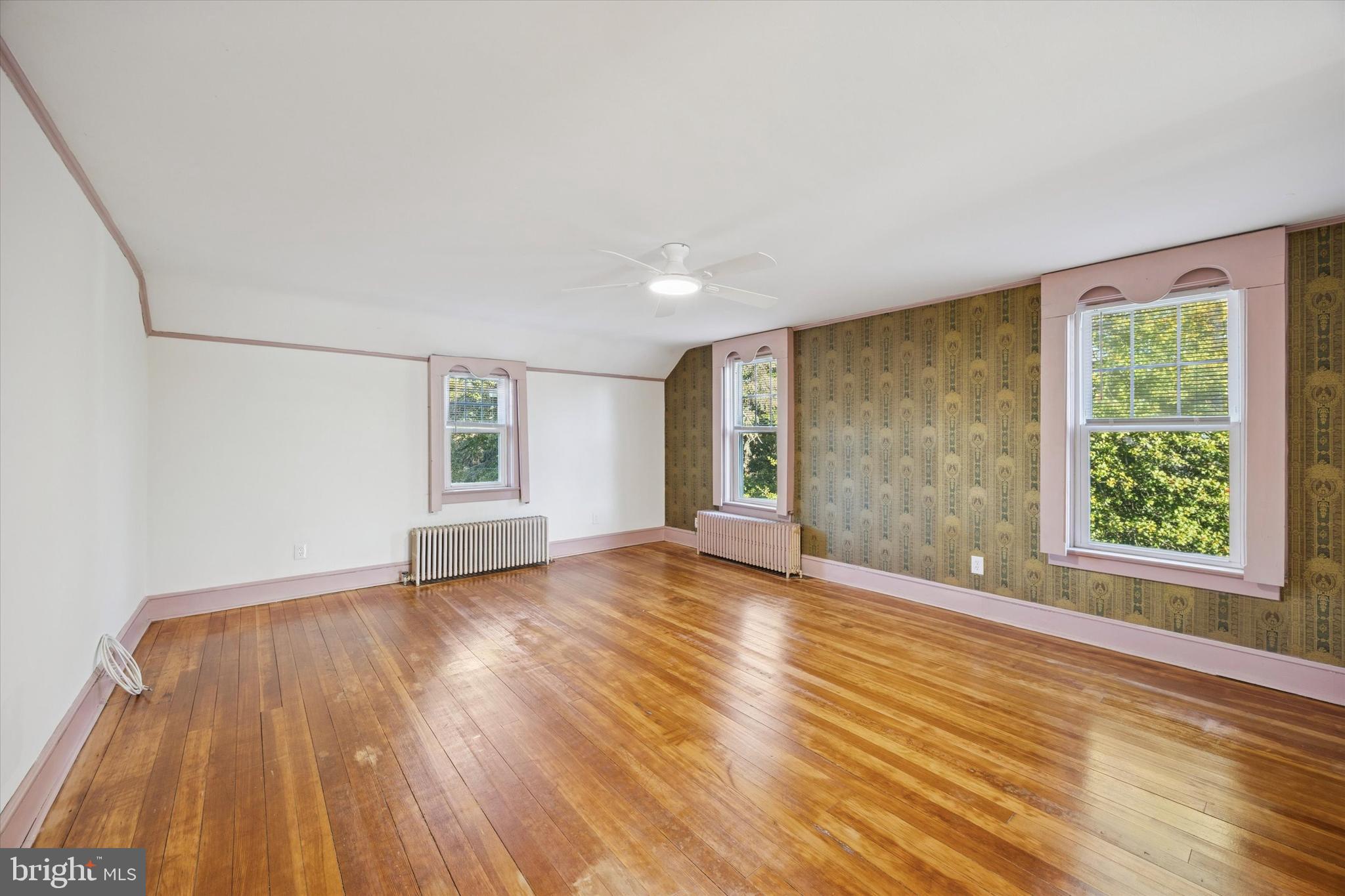 000 - Residential Lease