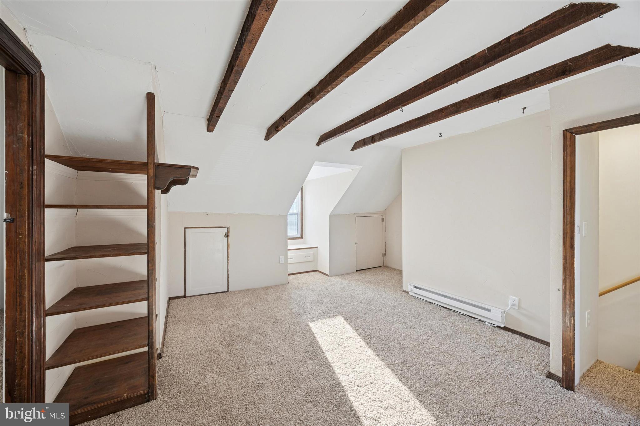 000 - Residential Lease