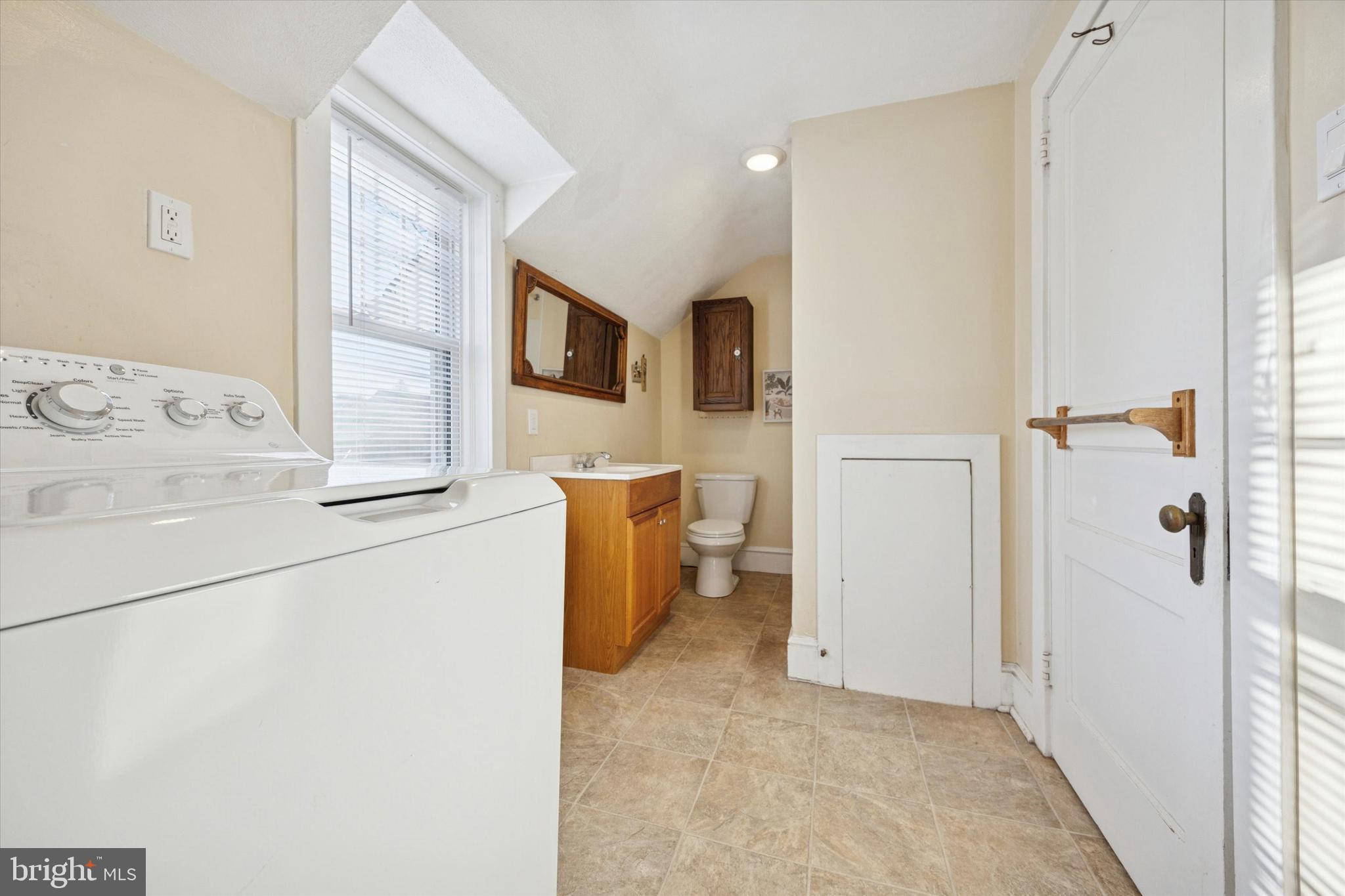 000 - Residential Lease