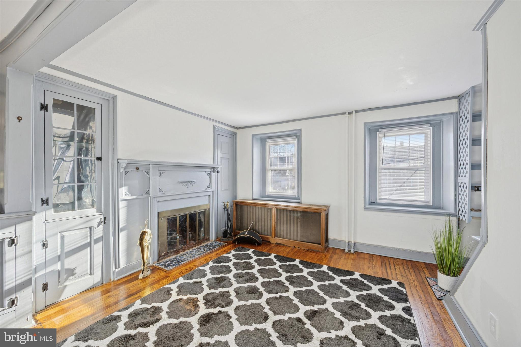 000 - Residential Lease