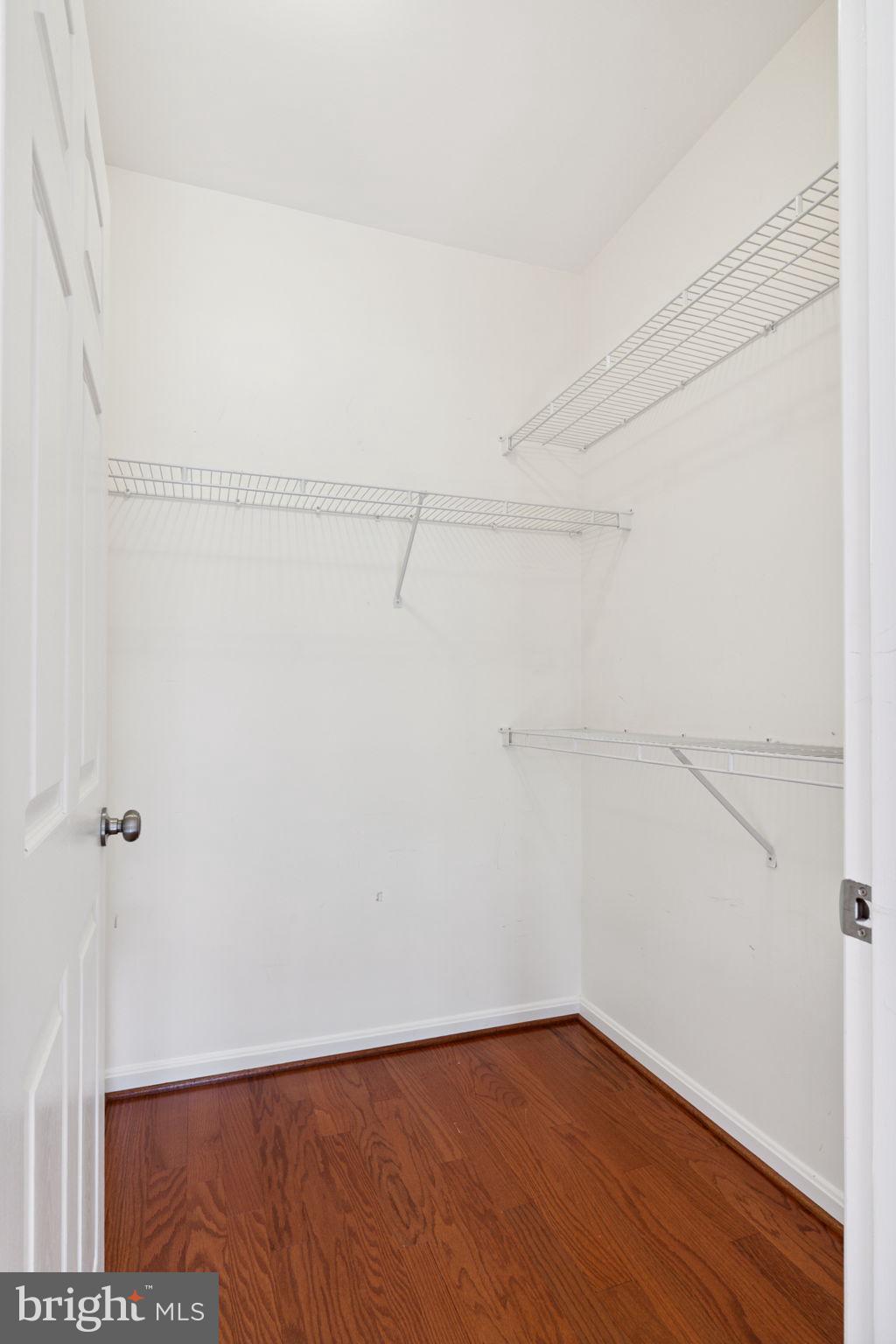 RUSSETT - Residential