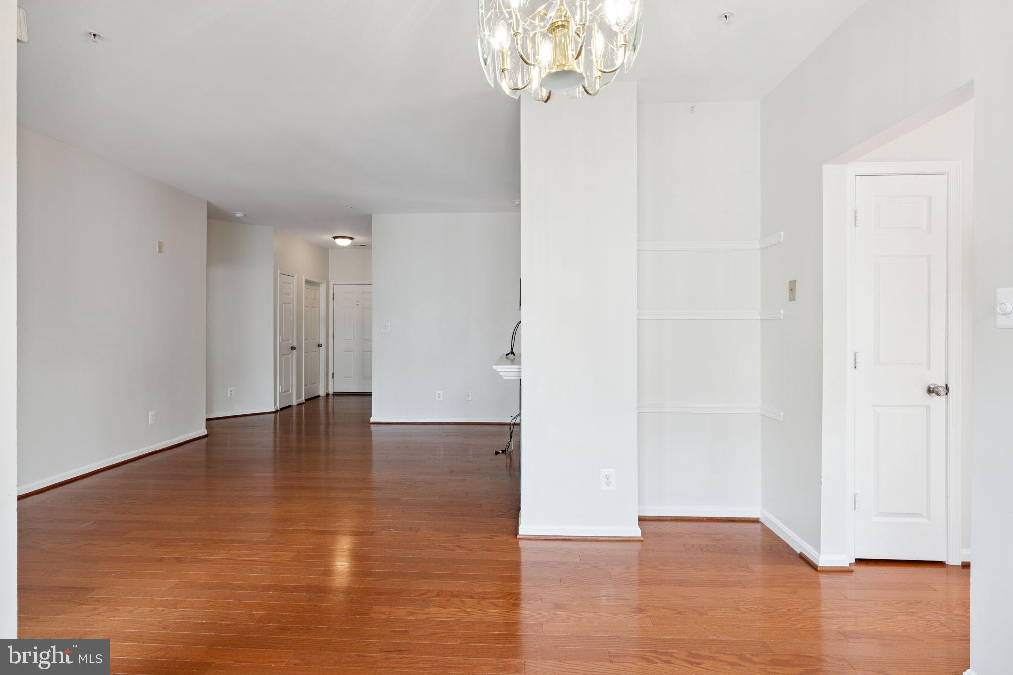 RUSSETT - Residential