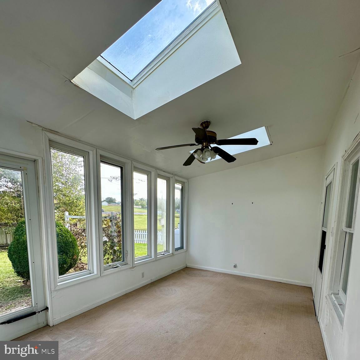 14065 S MIDDLE ROAD