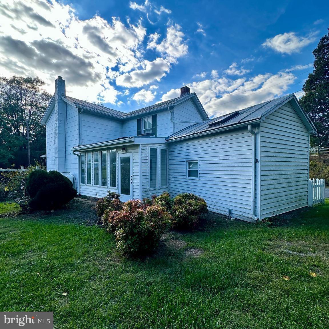 14065 S MIDDLE ROAD