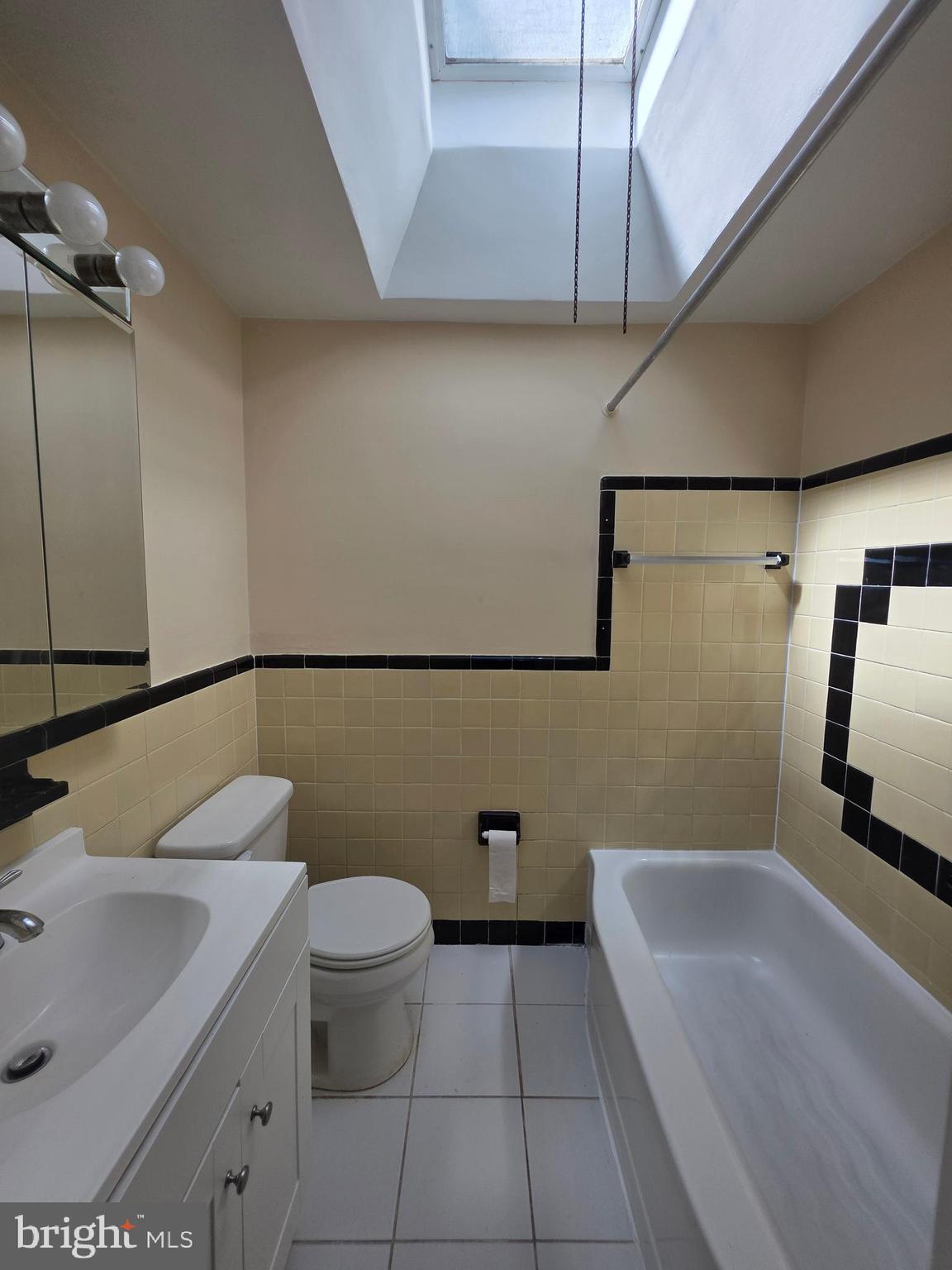 DREXEL PARK GARDEN - Residential Lease