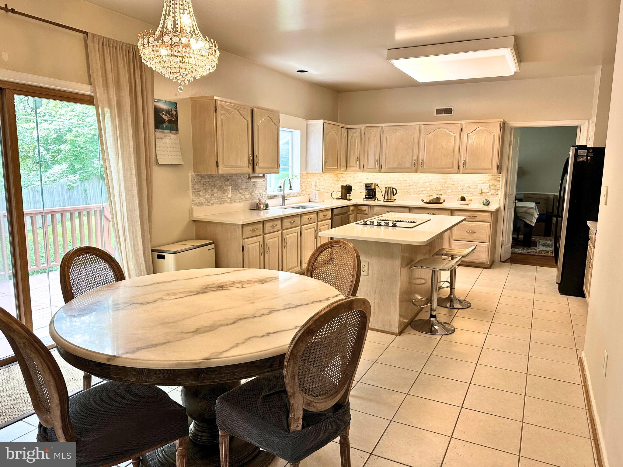 AL MARAH - Residential Lease