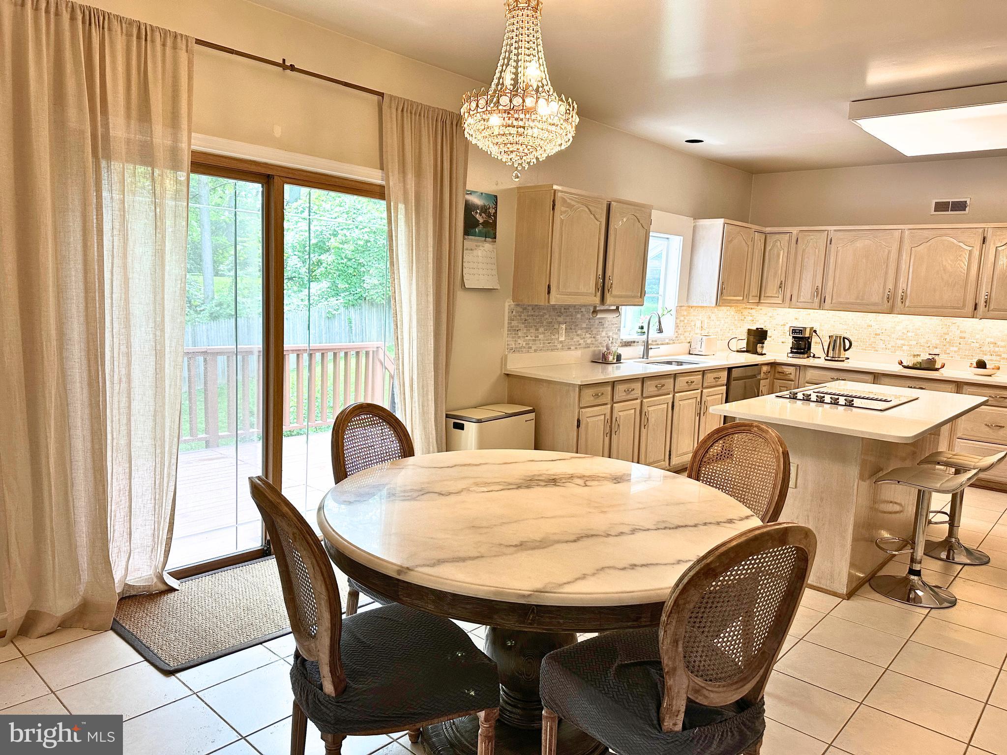 AL MARAH - Residential Lease