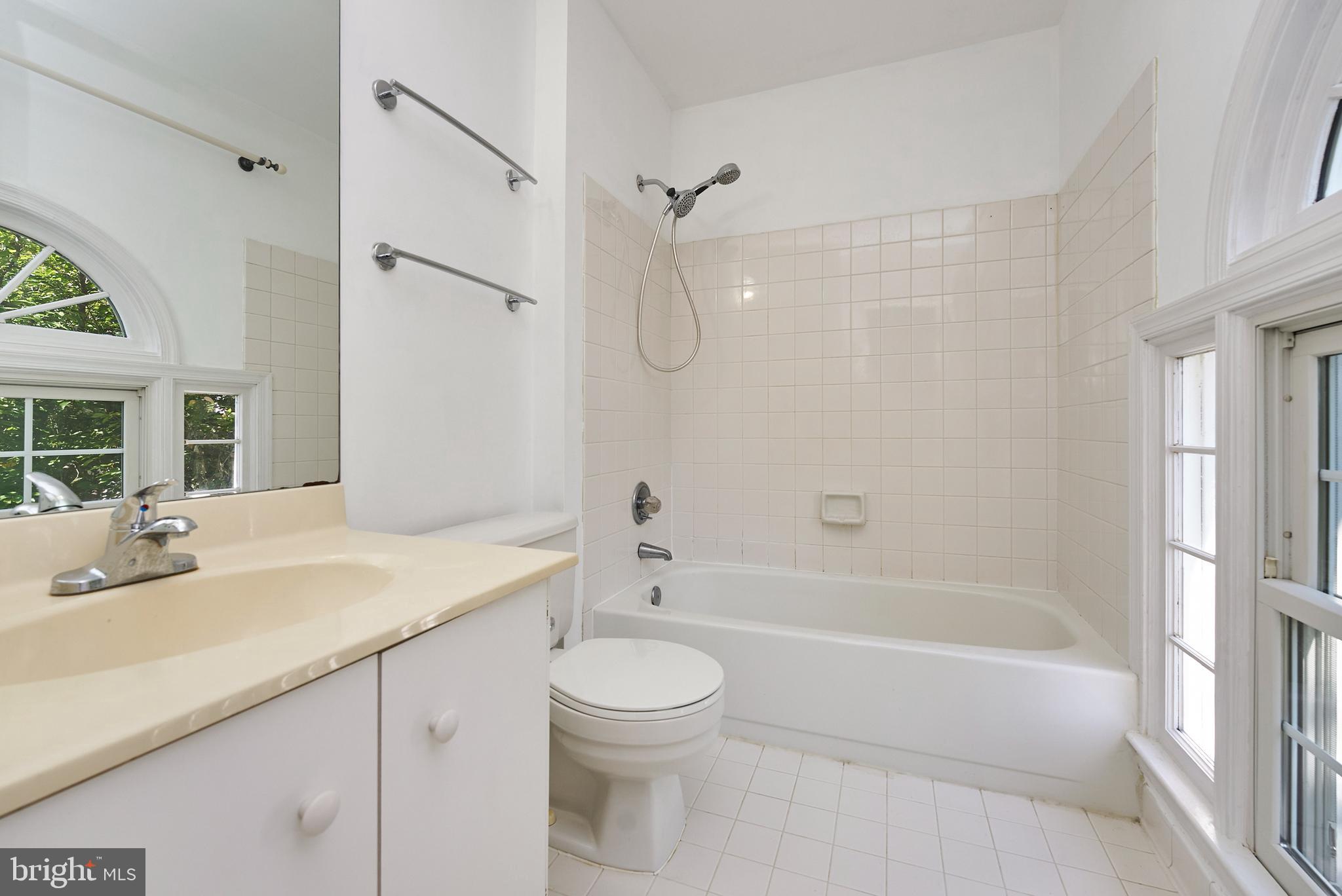 AL MARAH - Residential Lease