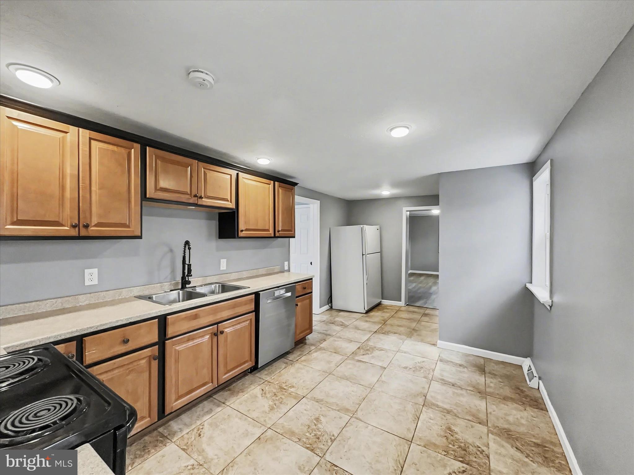 WINDSOR TWP - Residential