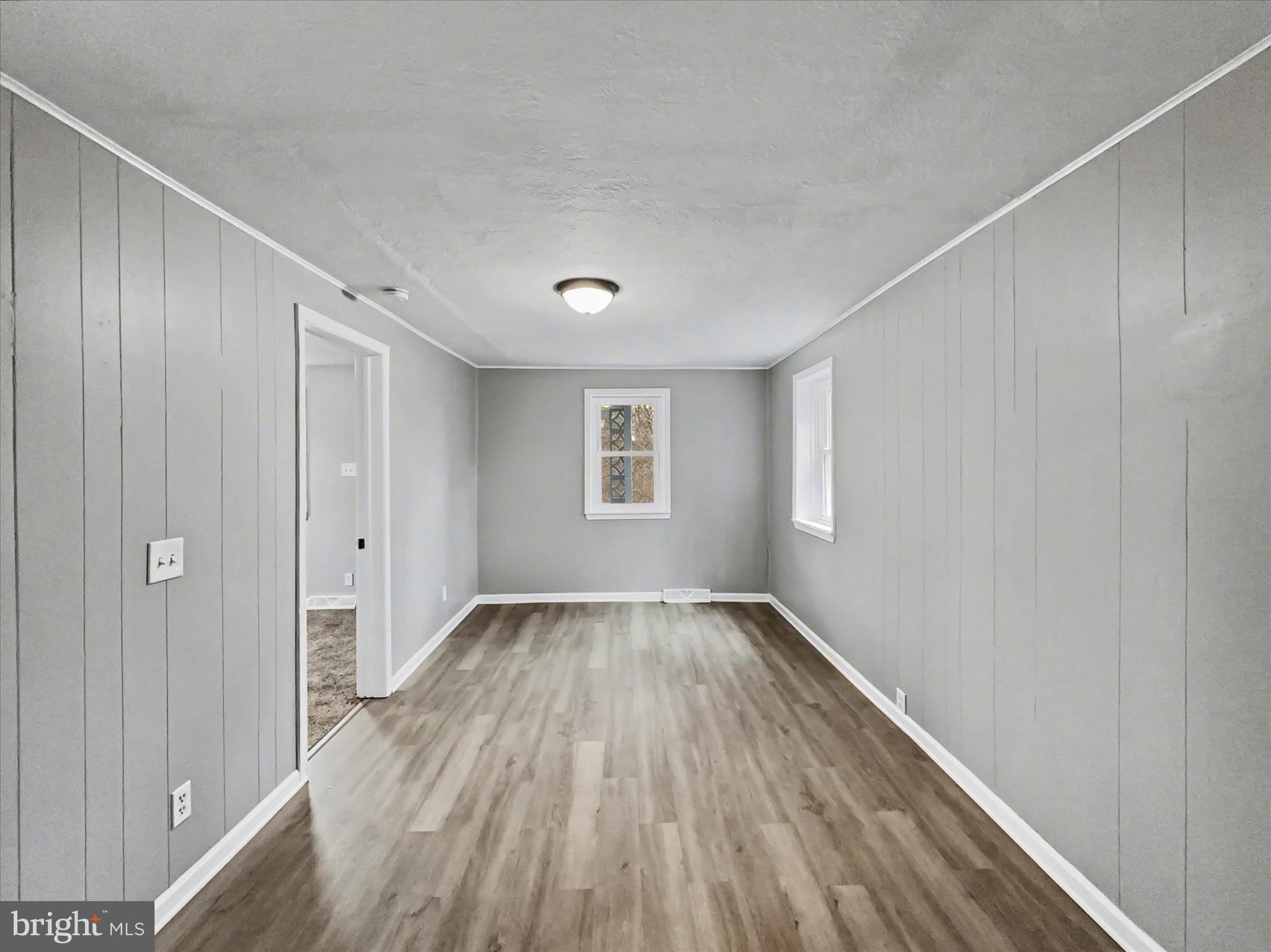 WINDSOR TWP - Residential