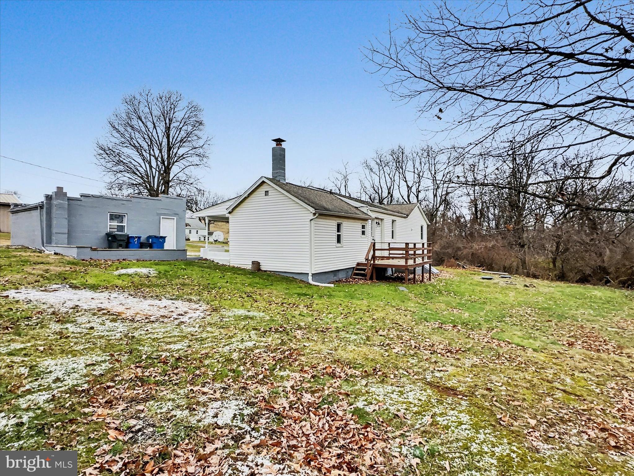 WINDSOR TWP - Residential