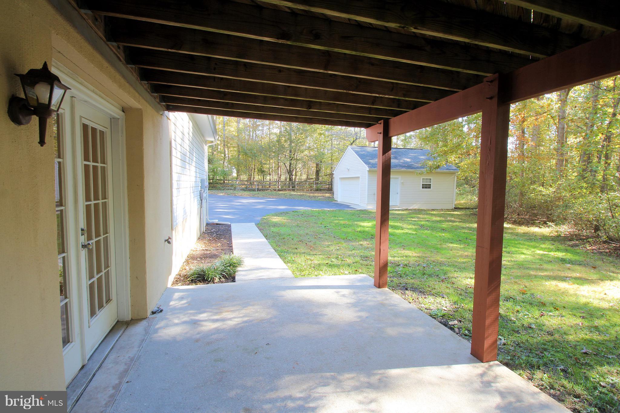 SHADE TREE - Residential