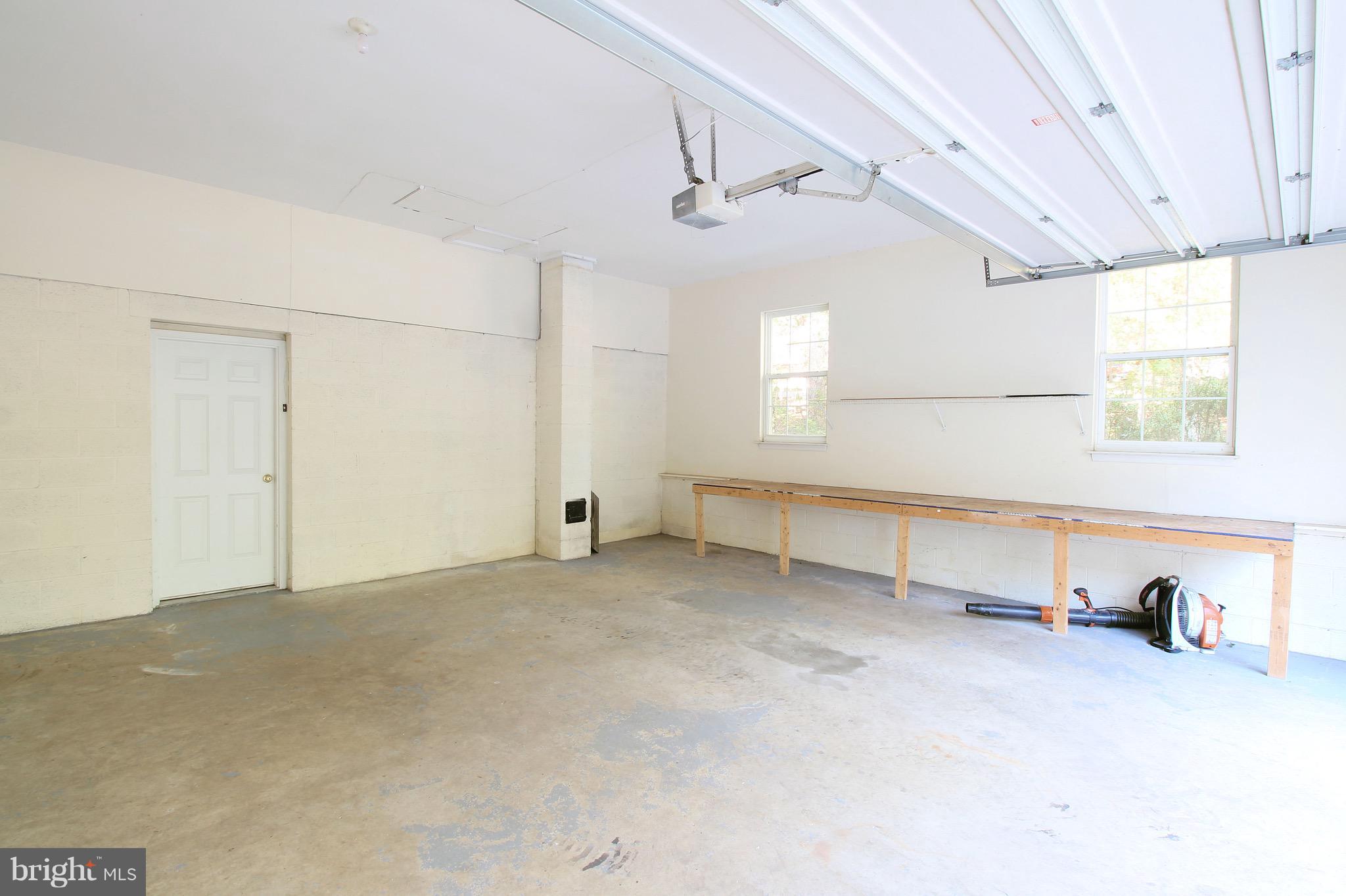 SHADE TREE - Residential