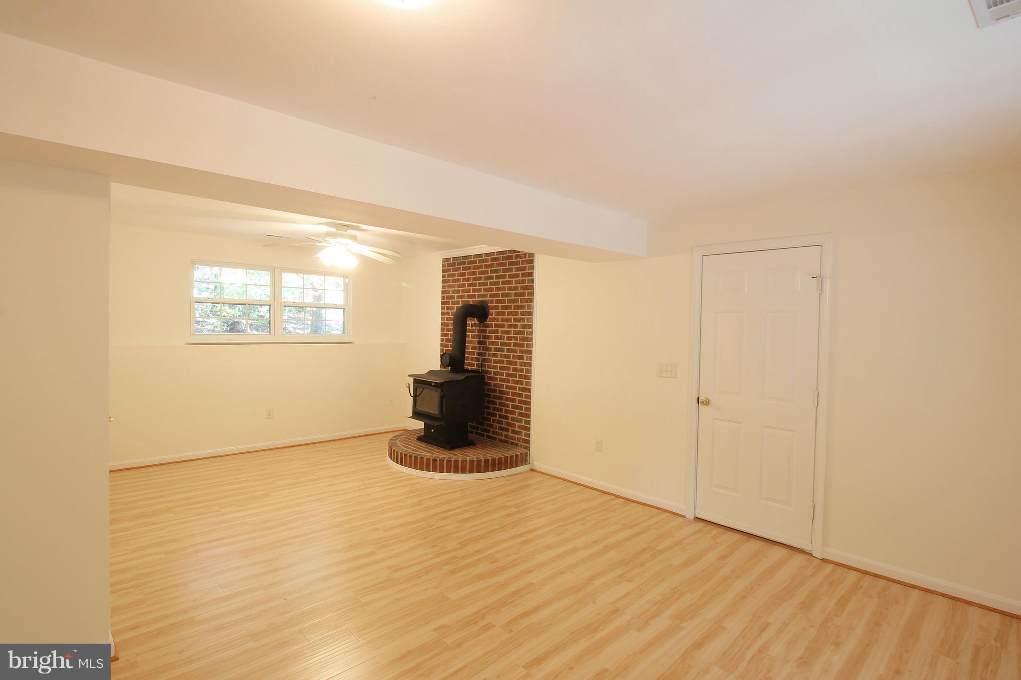 SHADE TREE - Residential