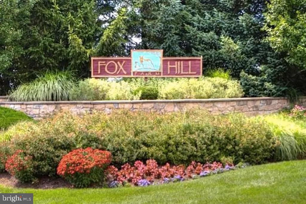 FOX HILL FARM - Residential