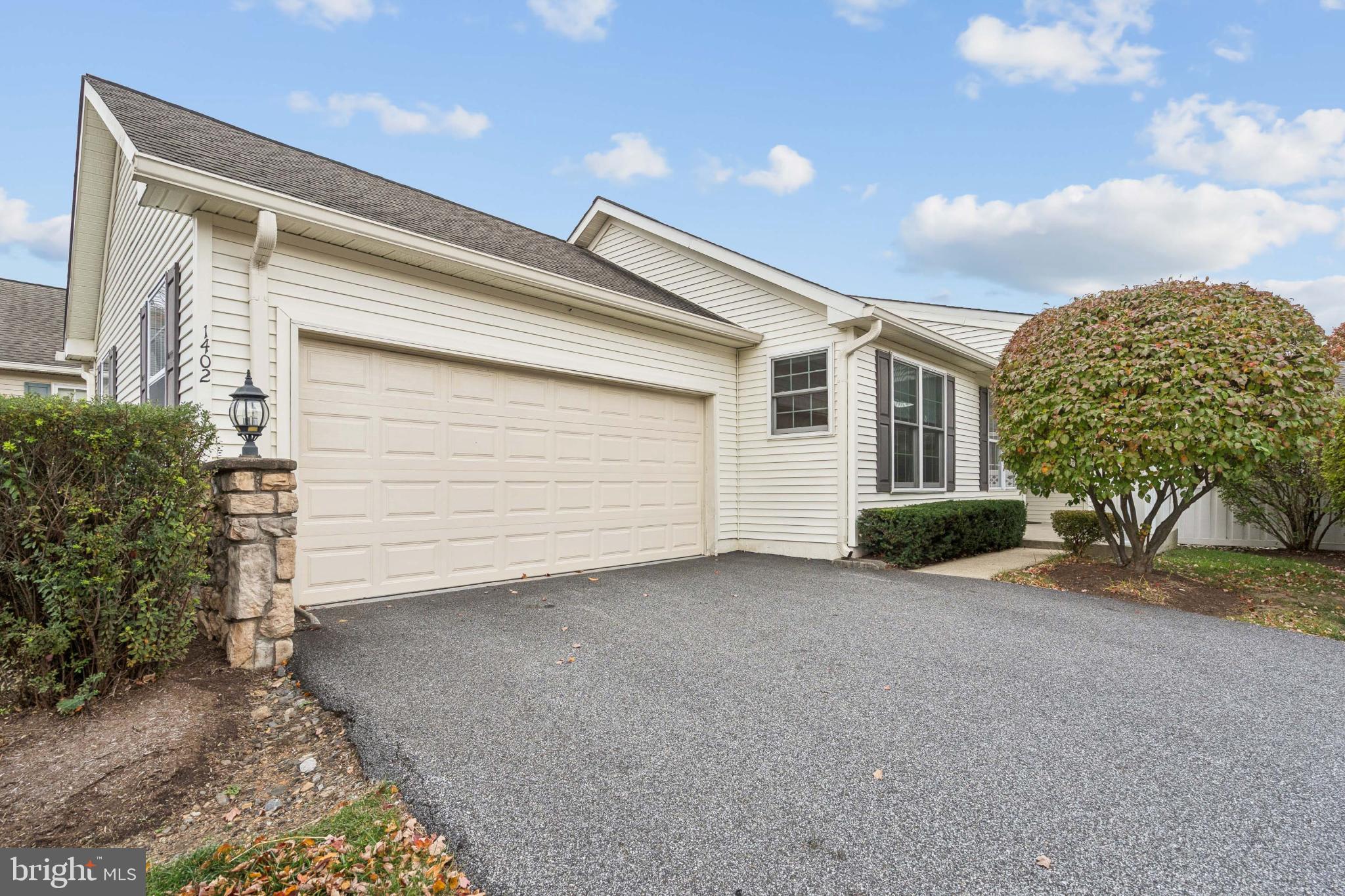 FOX HILL FARM - Residential