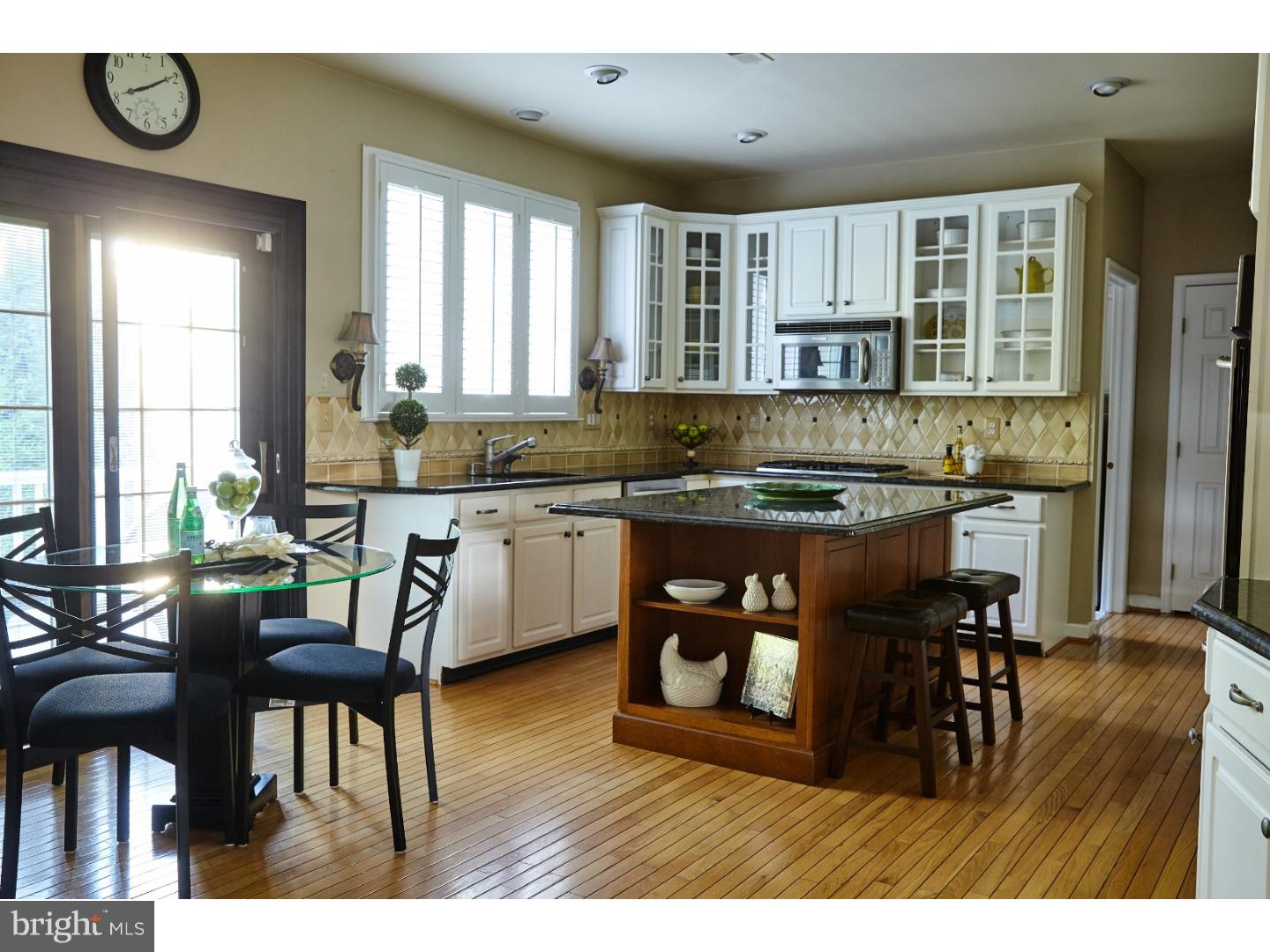 OLD MILL POINTE - Residential