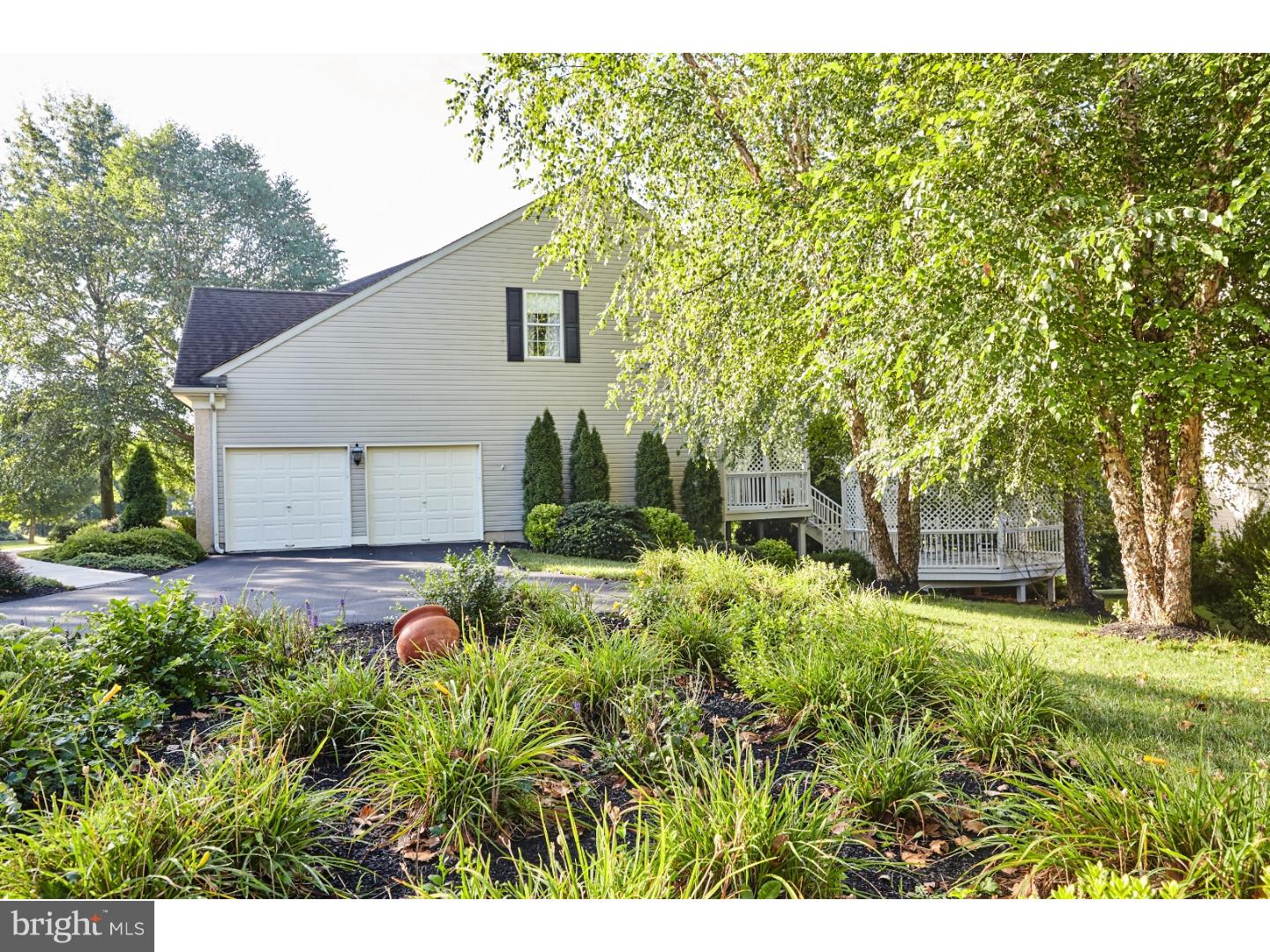 OLD MILL POINTE - Residential