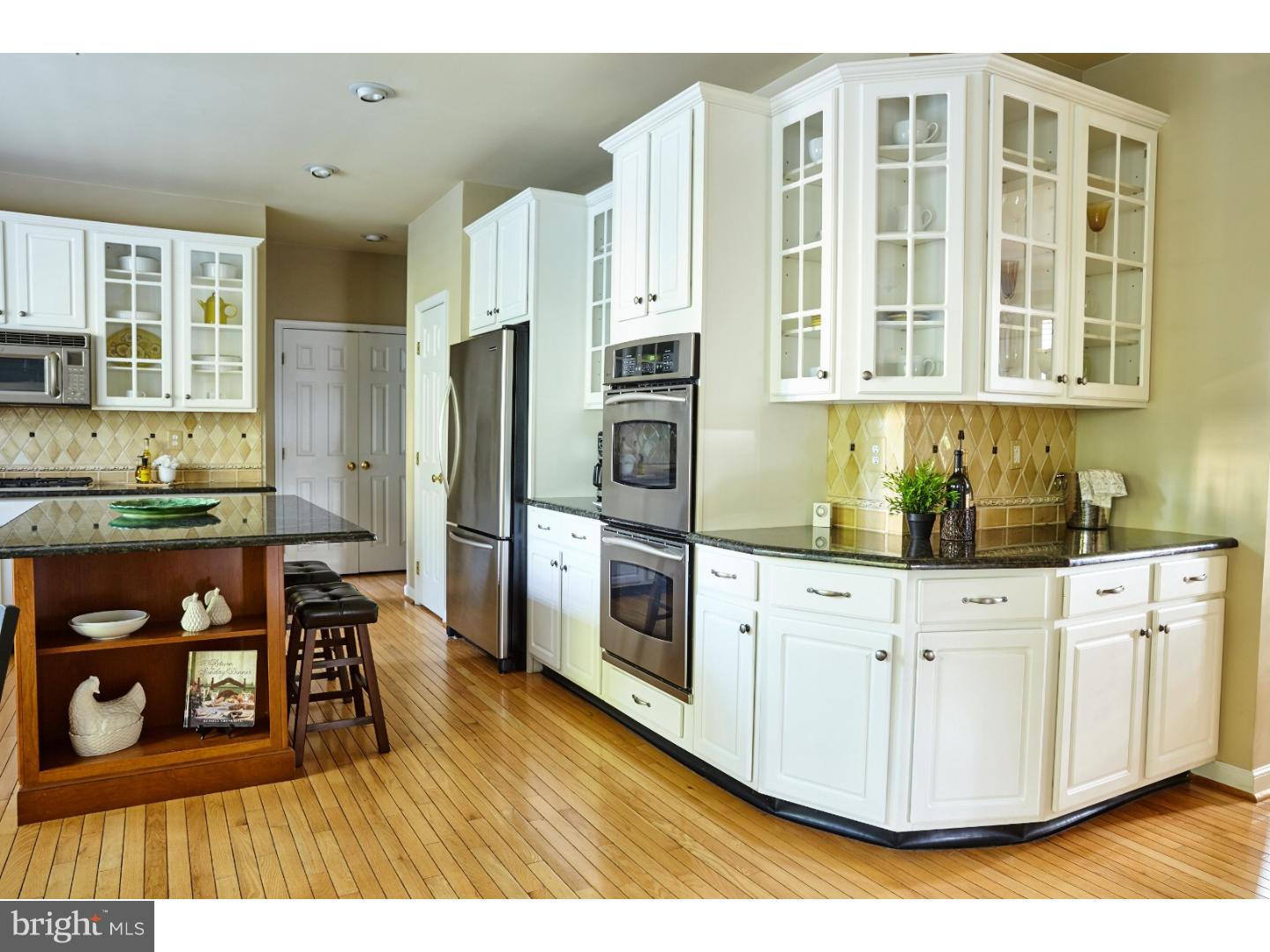 OLD MILL POINTE - Residential
