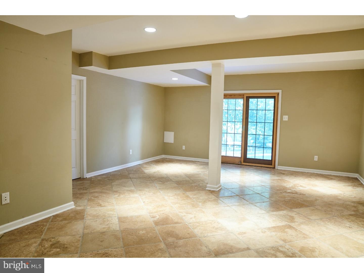 OLD MILL POINTE - Residential
