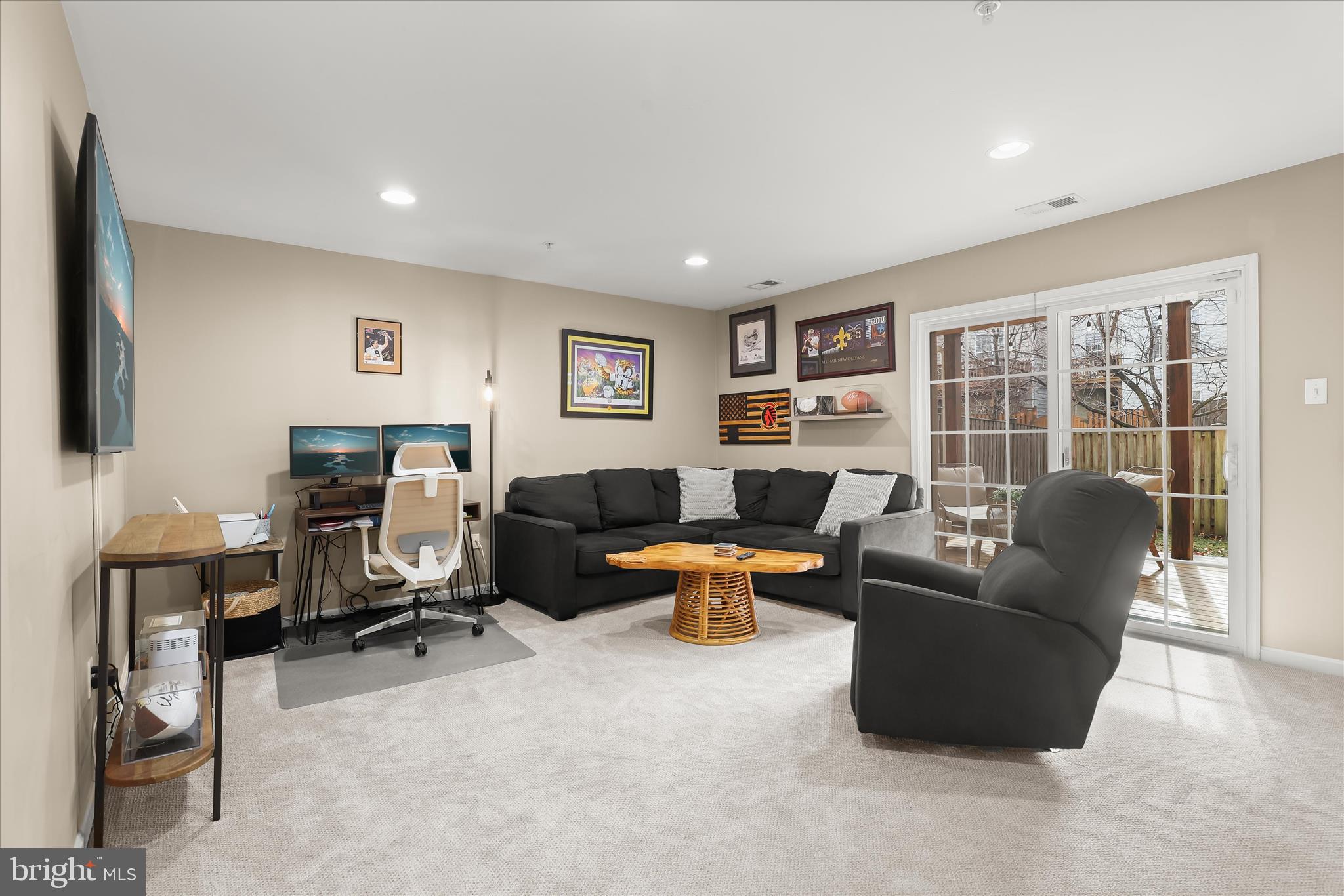 PINEDALE COURTS - Residential