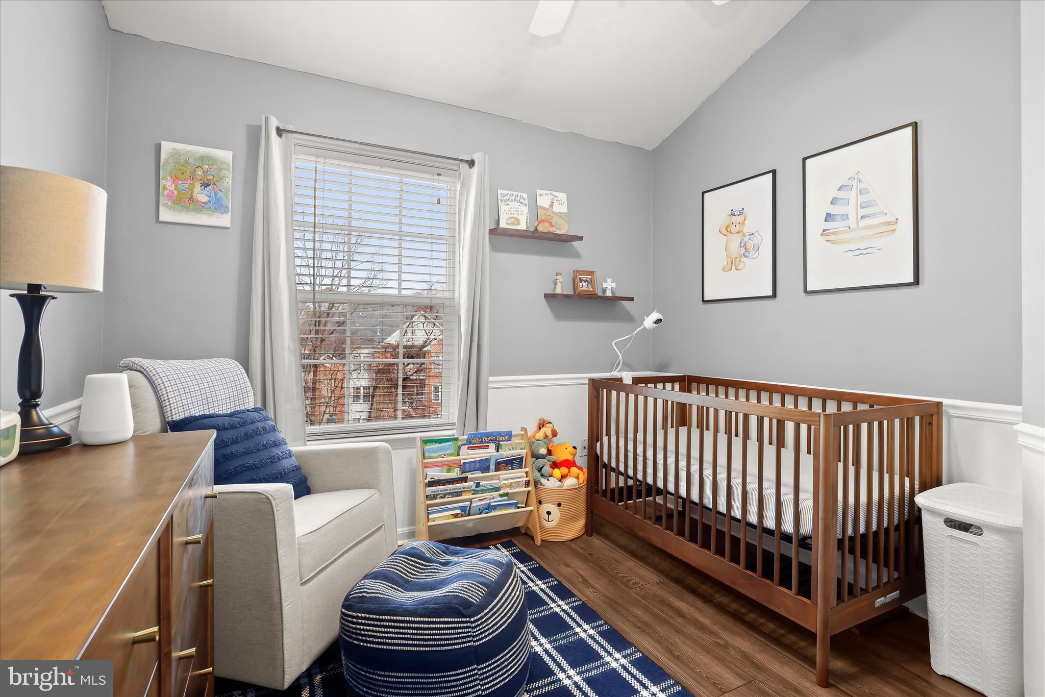 PINEDALE COURTS - Residential