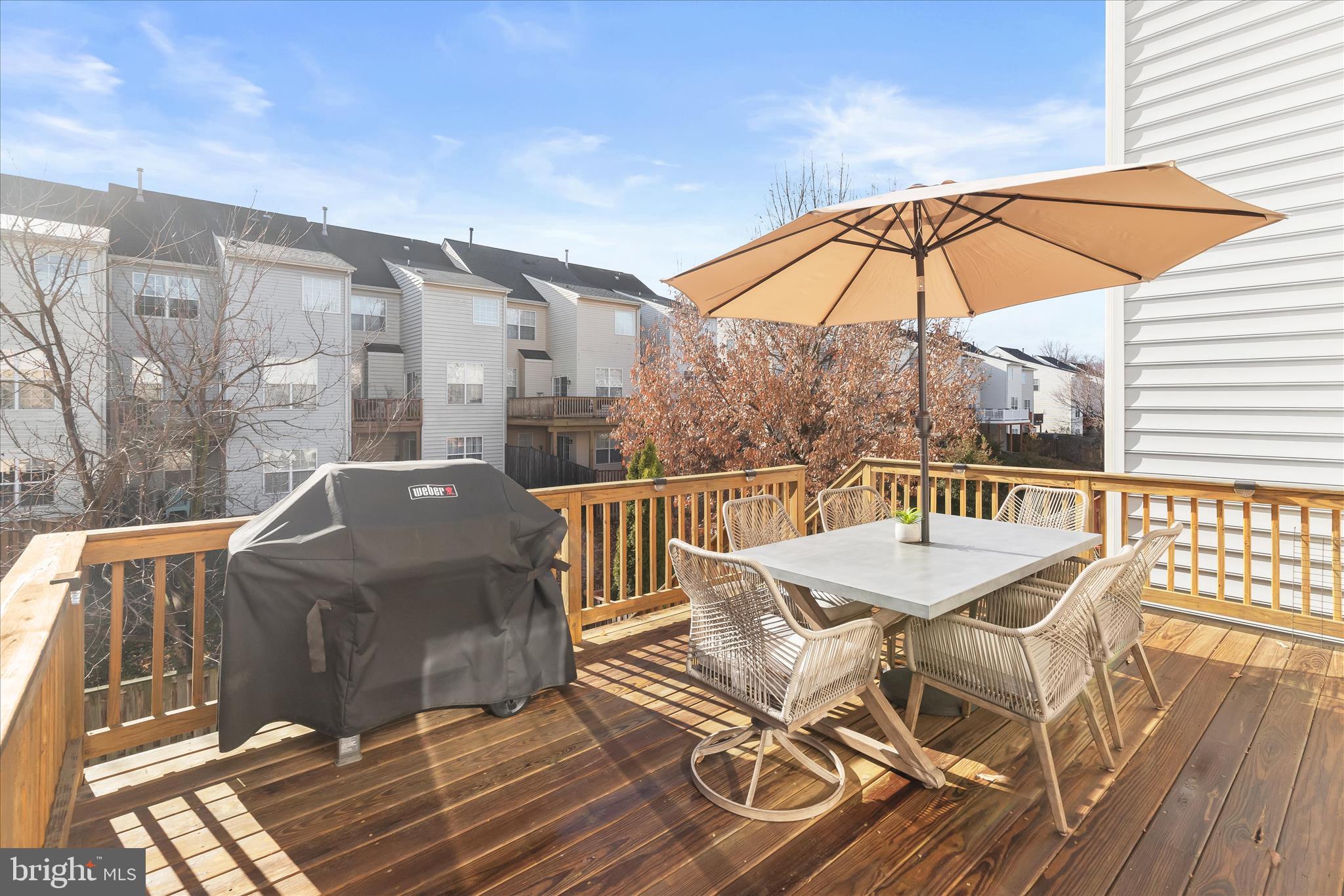 PINEDALE COURTS - Residential