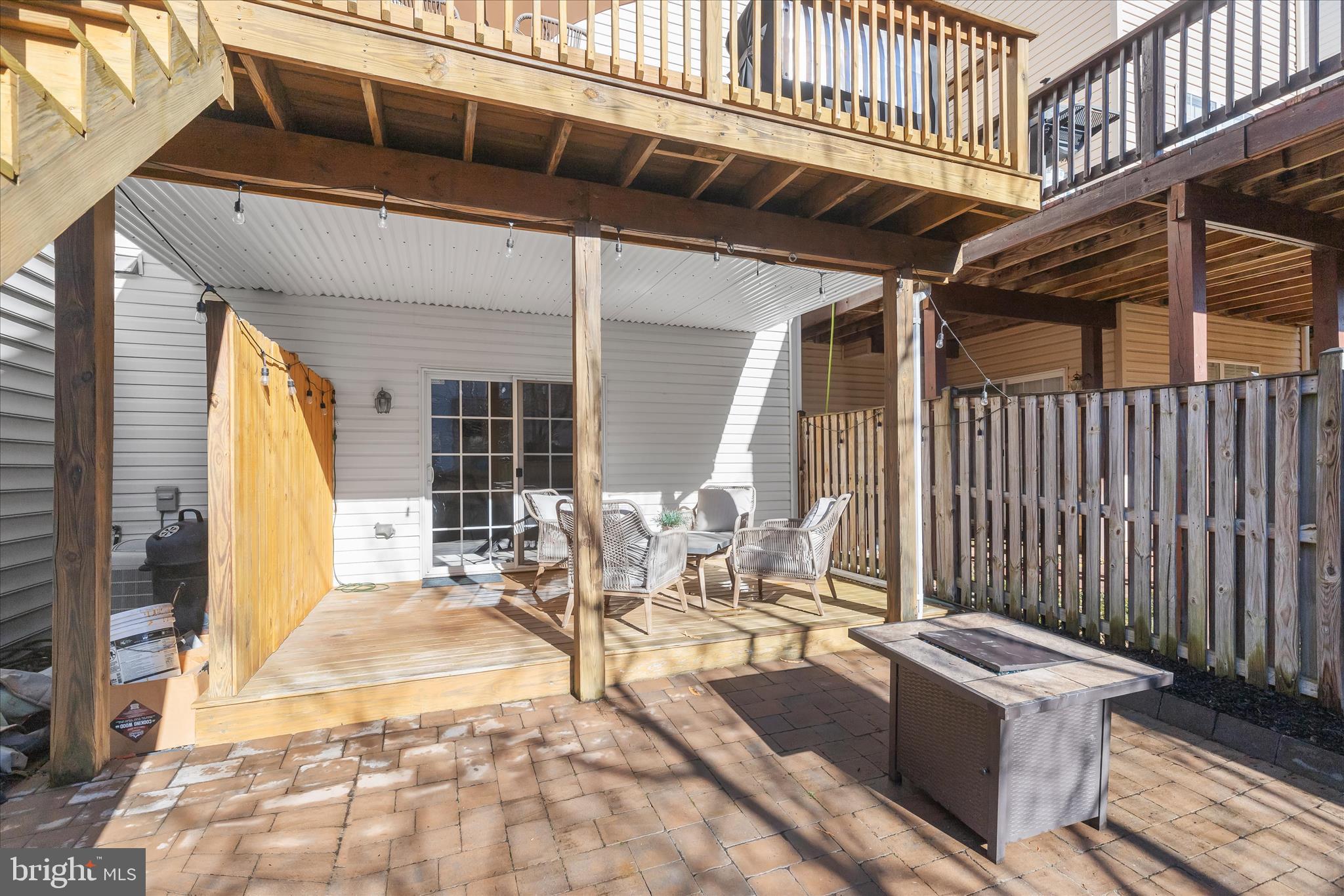 PINEDALE COURTS - Residential