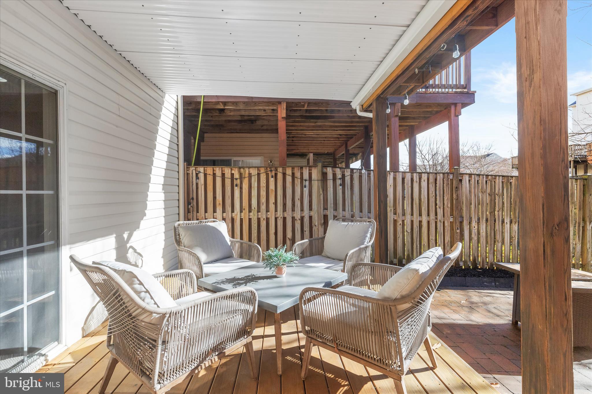 PINEDALE COURTS - Residential