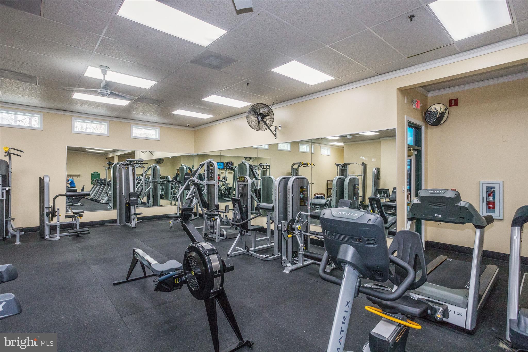 PINEDALE COURTS - Residential