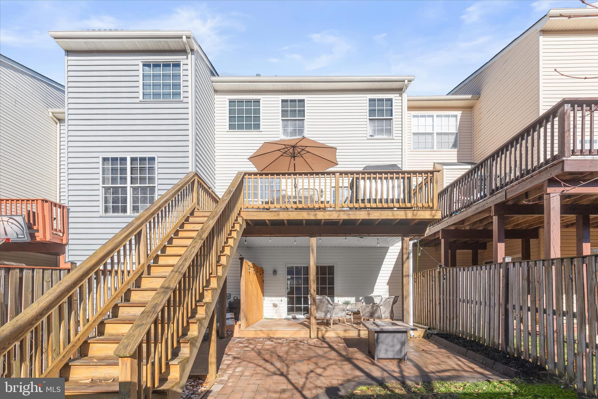 PINEDALE COURTS - Residential