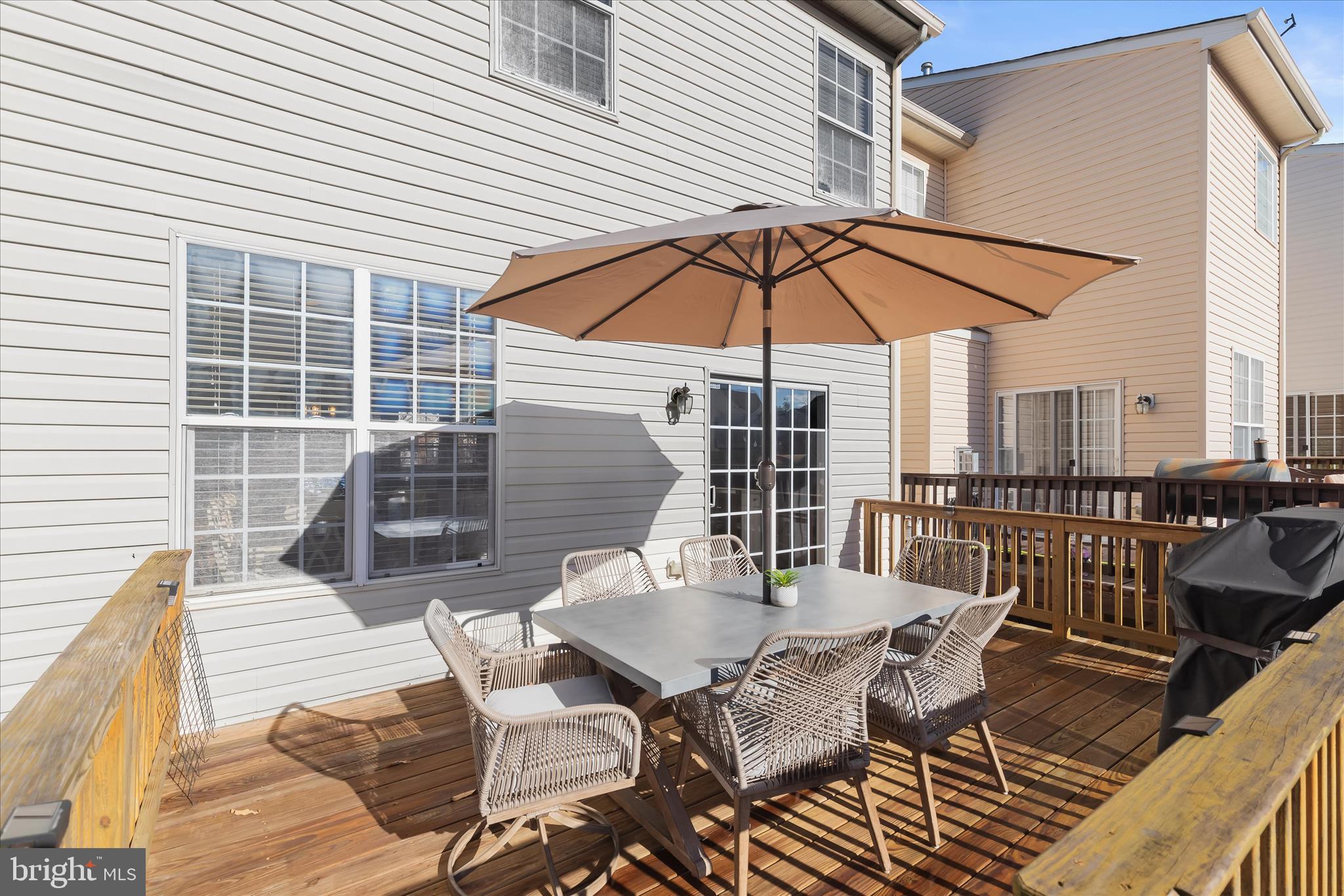 PINEDALE COURTS - Residential