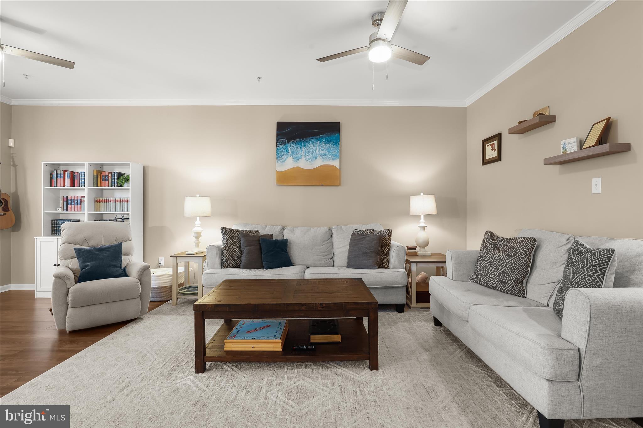 PINEDALE COURTS - Residential