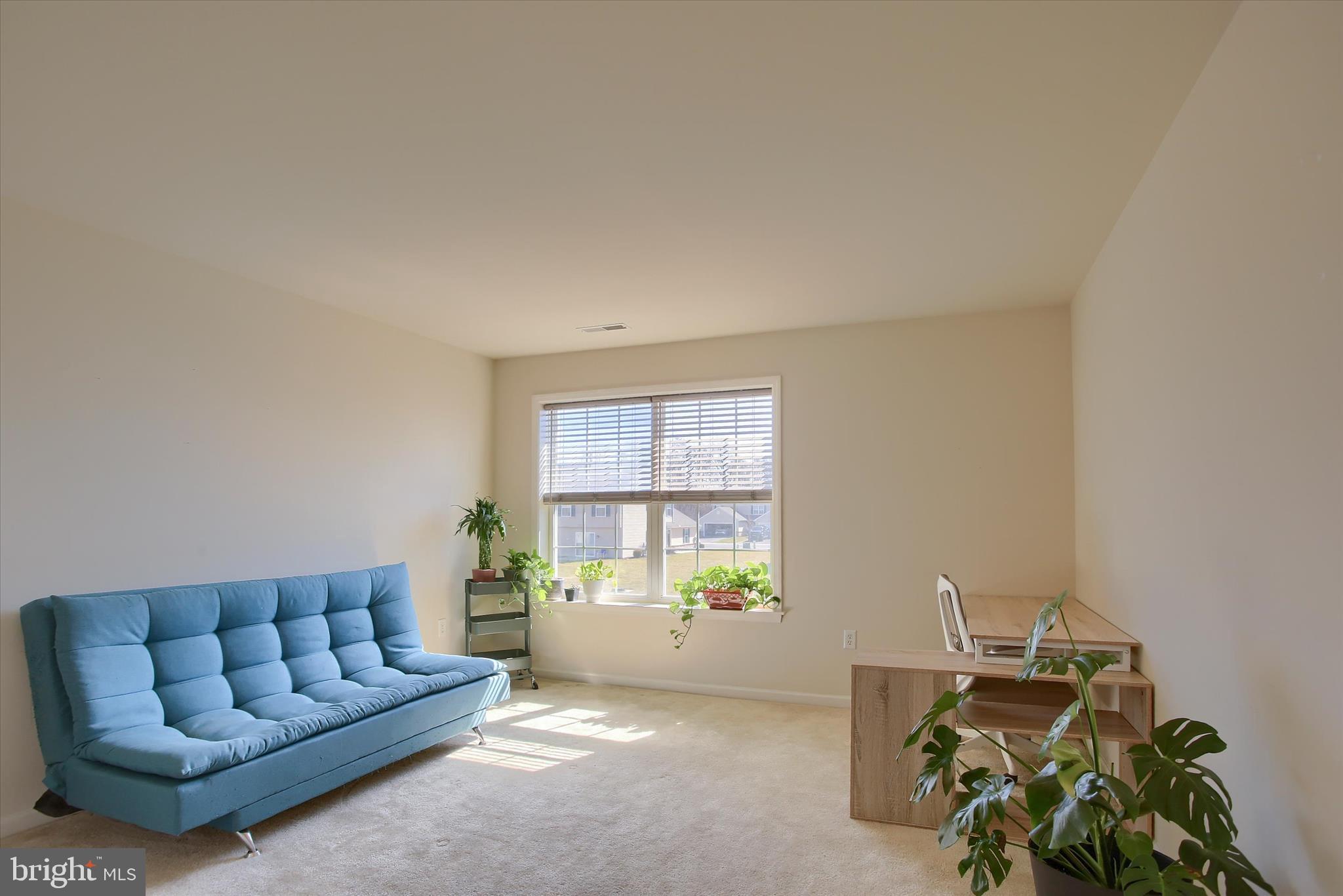 KEYSTONE ARMS - Residential