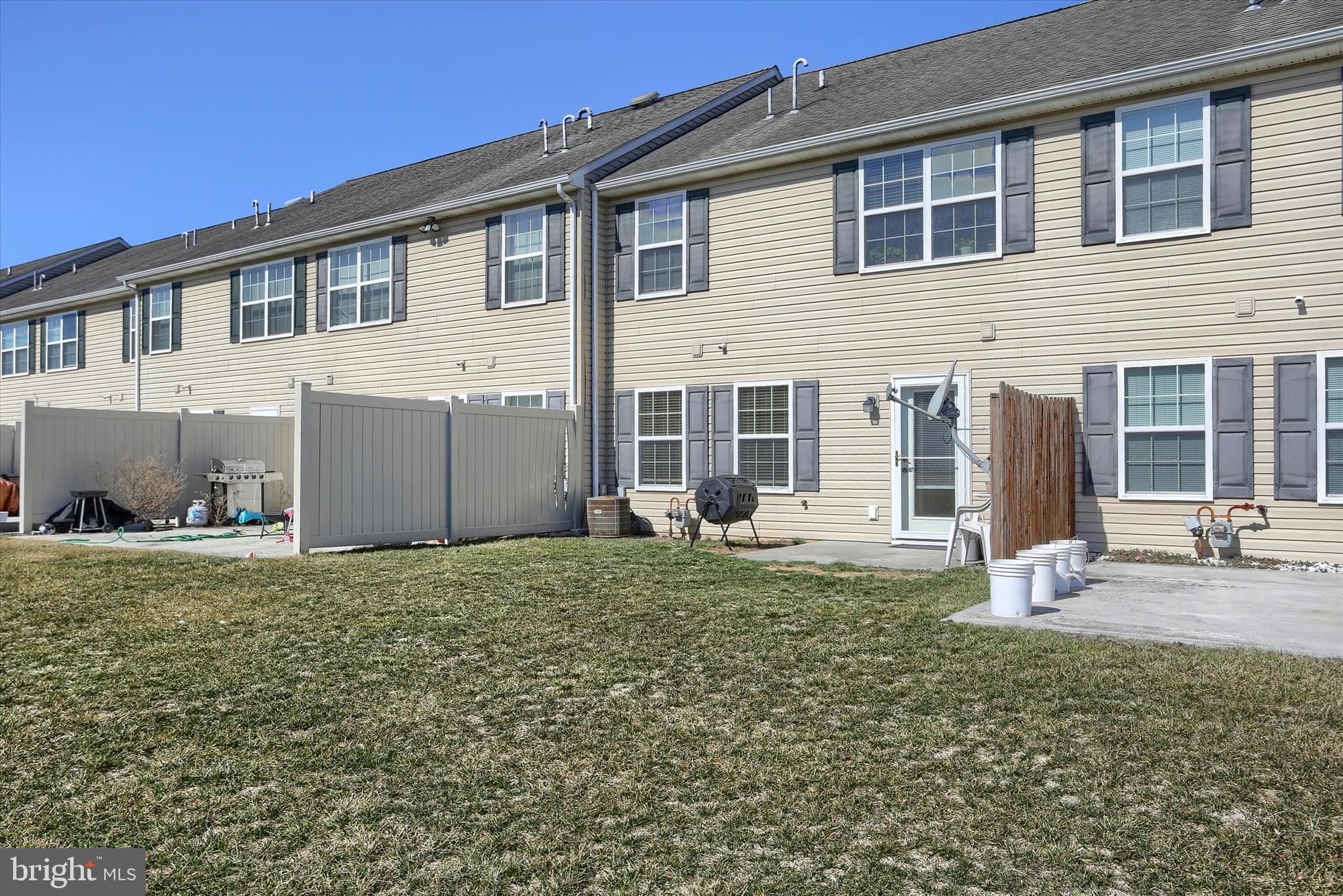 KEYSTONE ARMS - Residential